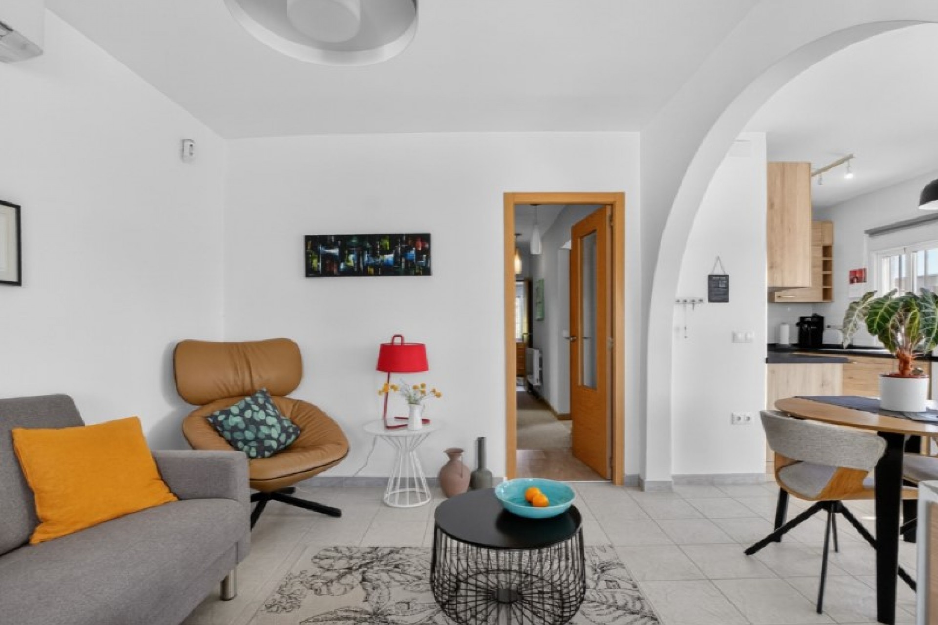 Återförsäljning - Villa -
Torrevieja - Costa Blanca