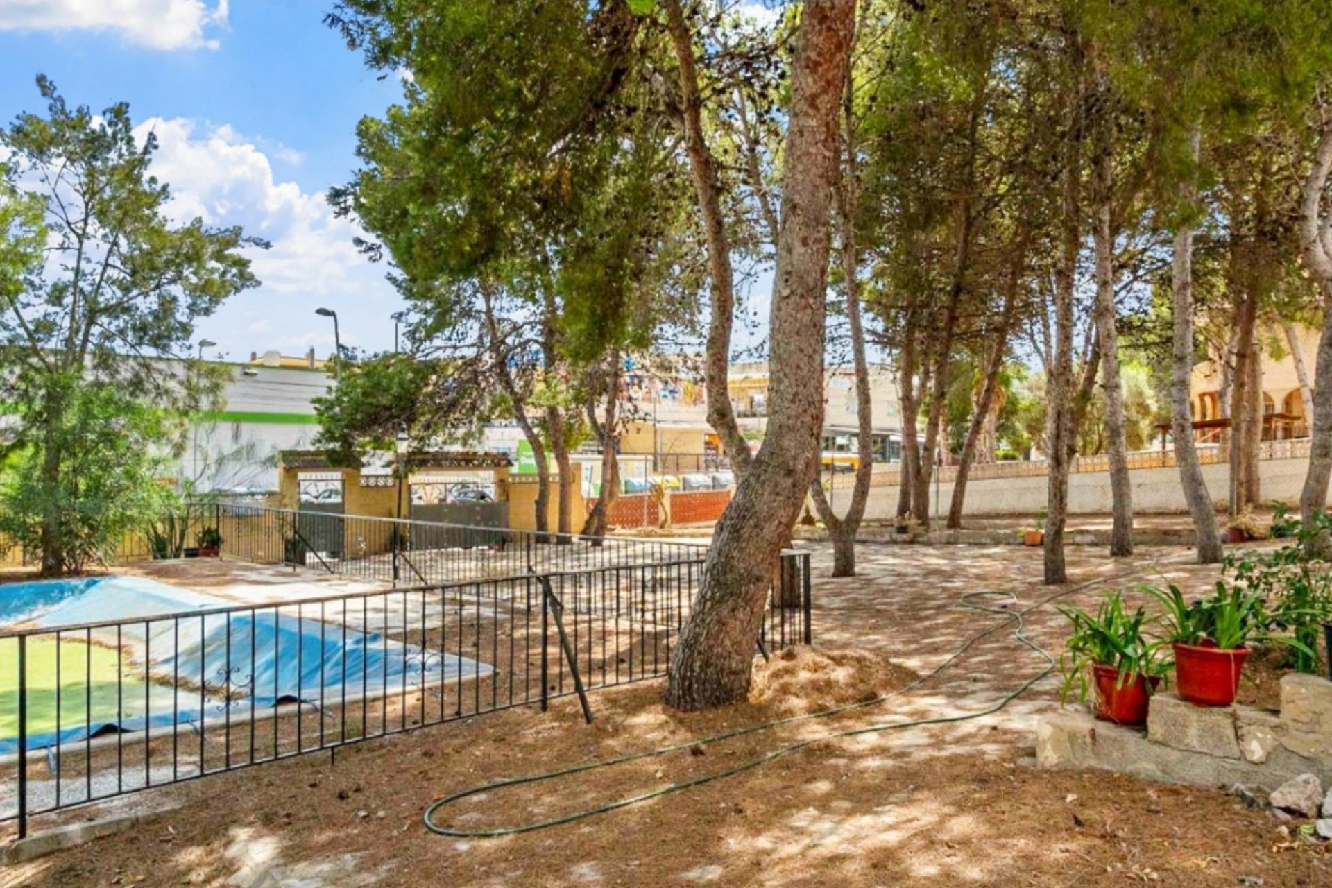 Återförsäljning - Villa -
Torrevieja - Costa Blanca