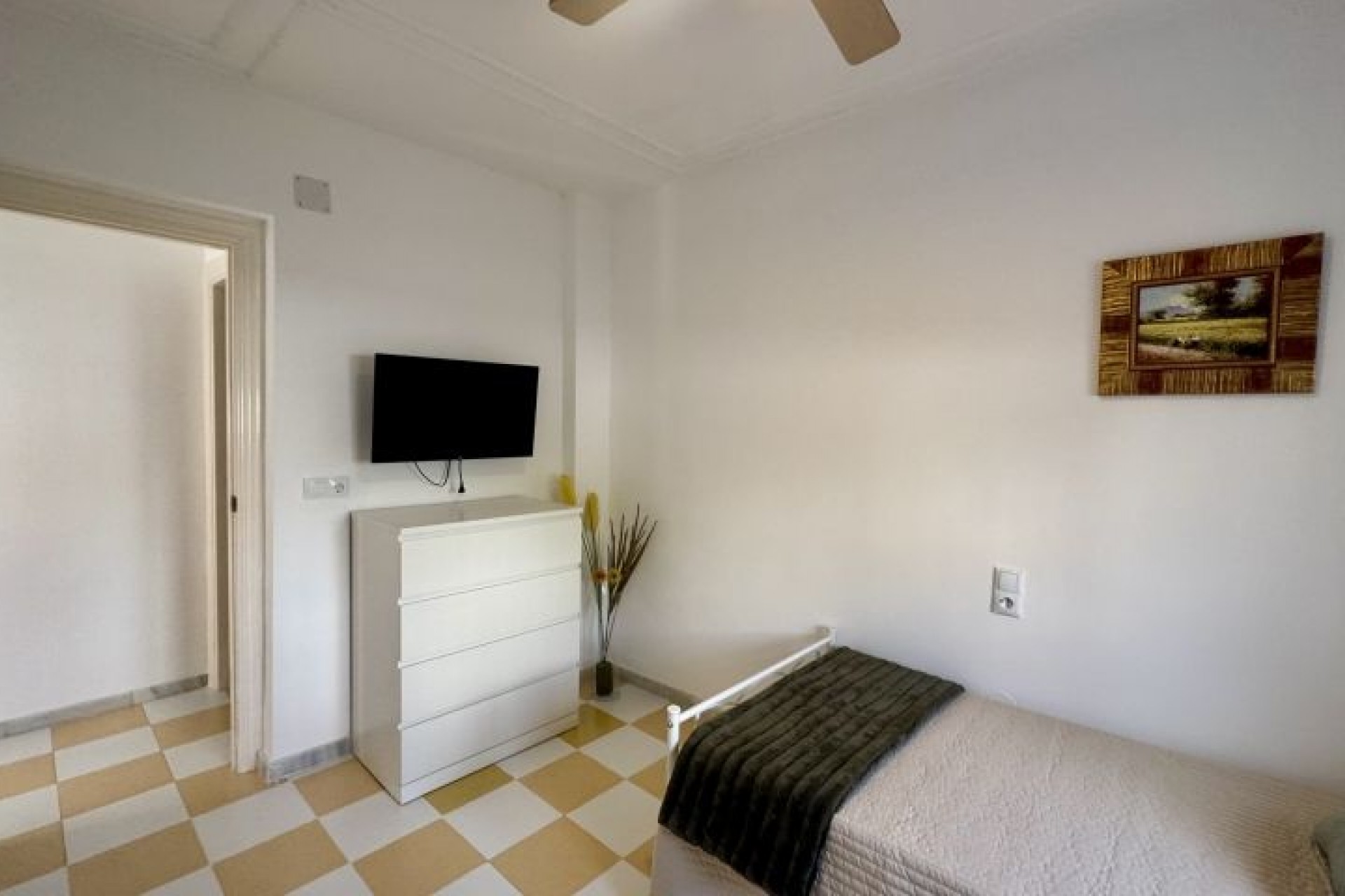 Återförsäljning - Villa -
Torrevieja - Costa Blanca