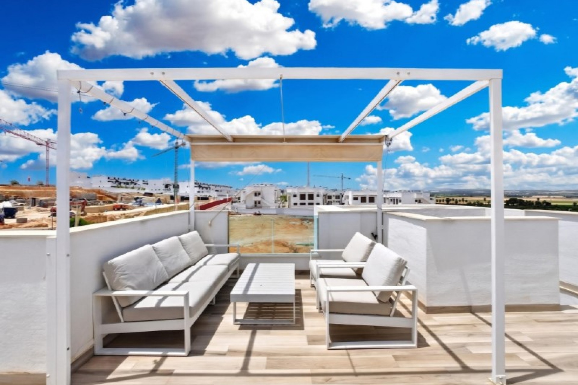 Återförsäljning - Villa -
Torrevieja - Costa Blanca