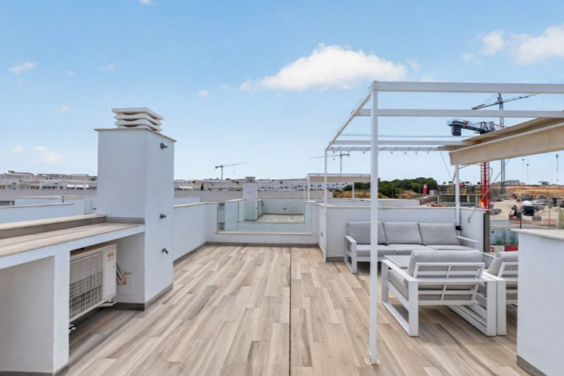 Återförsäljning - Villa -
Torrevieja - Costa Blanca