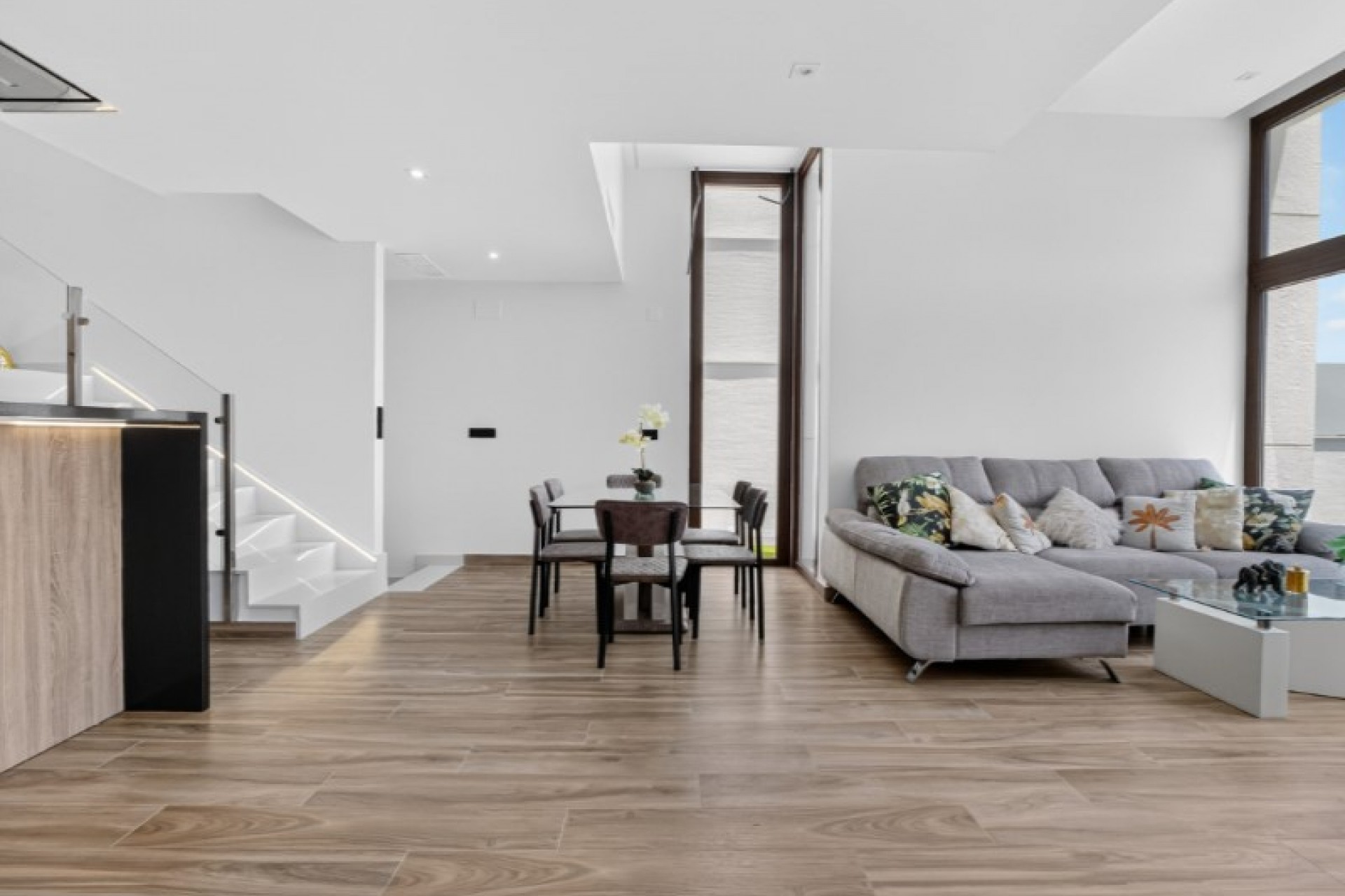 Återförsäljning - Villa -
Torrevieja - Costa Blanca