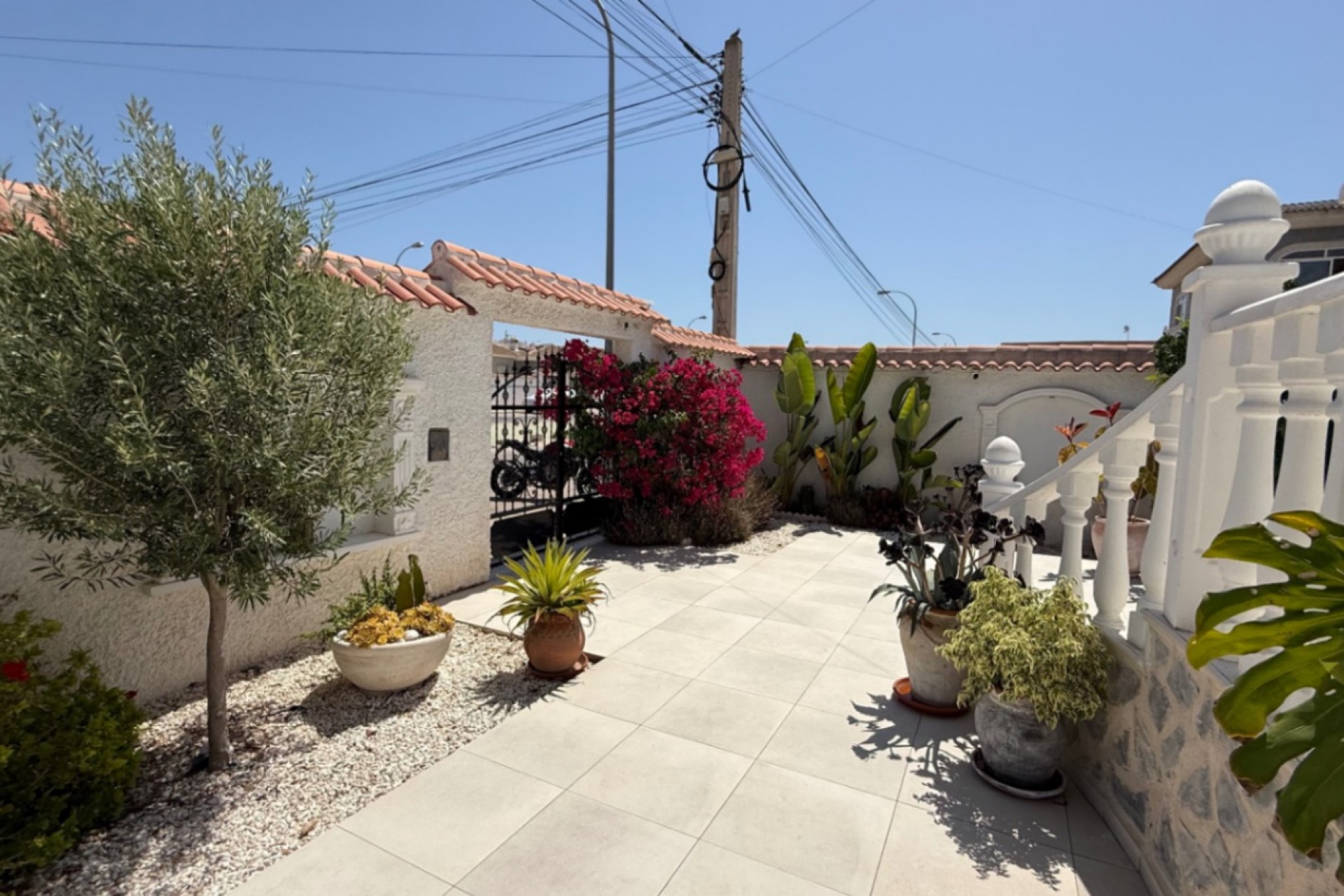 Återförsäljning - Villa -
Torrevieja - Costa Blanca