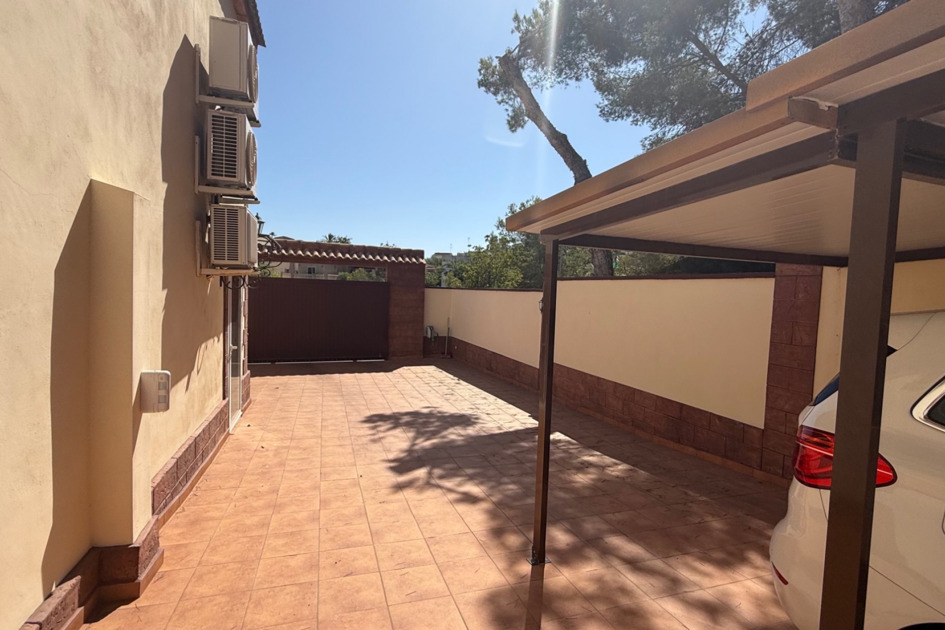 Återförsäljning - Villa -
Torrevieja - Costa Blanca