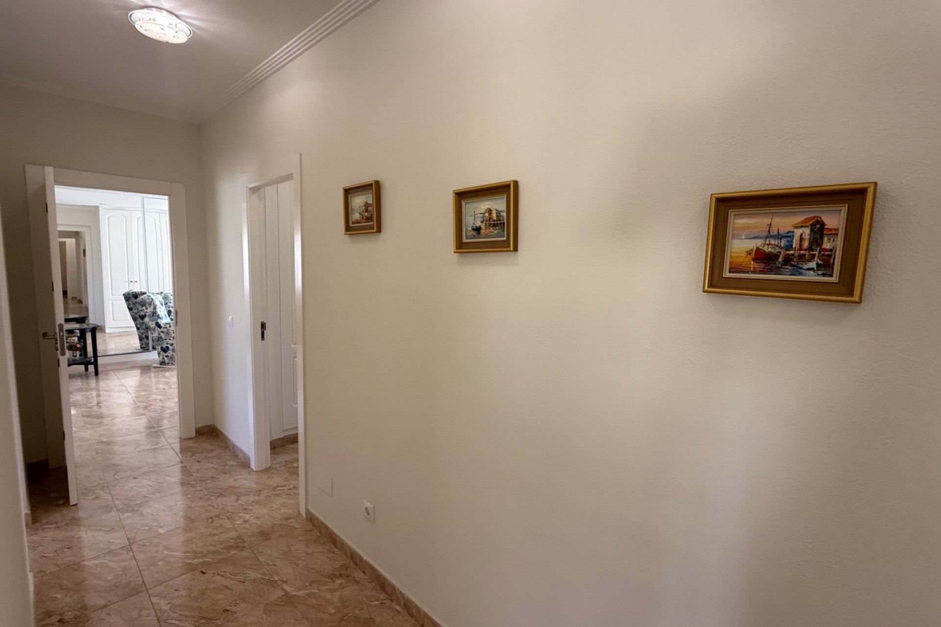 Återförsäljning - Villa -
Torrevieja - Costa Blanca