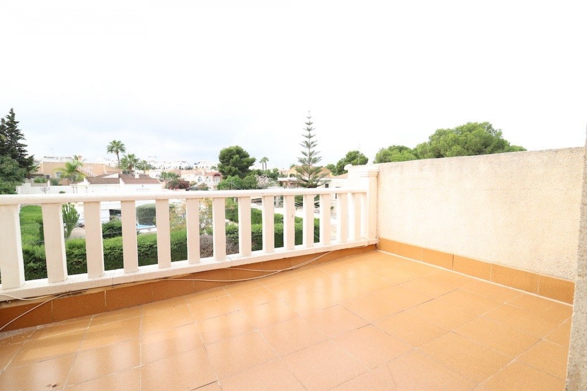 Återförsäljning - Villa -
Torrevieja - Costa Blanca