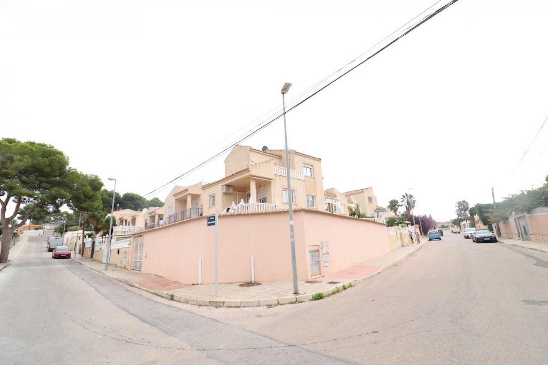 Återförsäljning - Villa -
Torrevieja - Costa Blanca