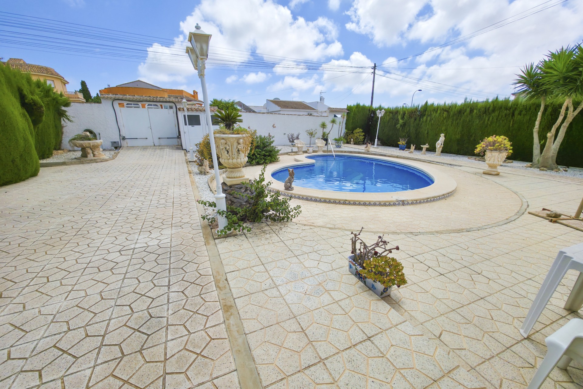 Återförsäljning - Villa -
Torrevieja - Costa Blanca