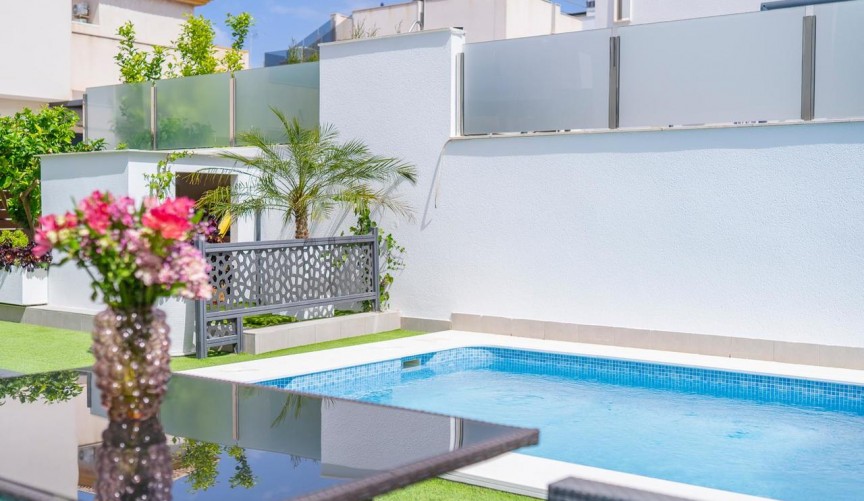 Återförsäljning - Villa -
Torrevieja - Costa Blanca