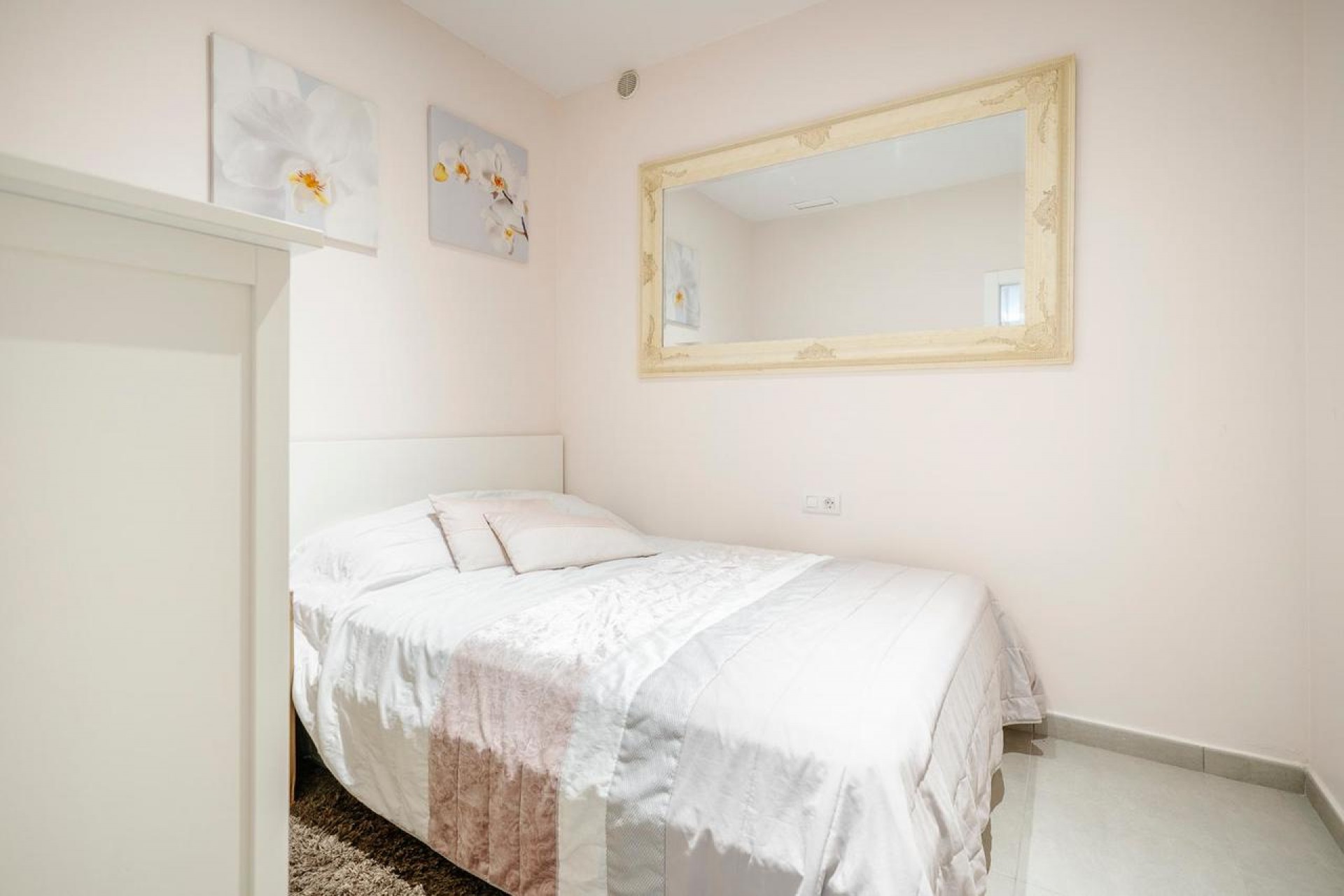 Återförsäljning - Villa -
Torrevieja - Costa Blanca