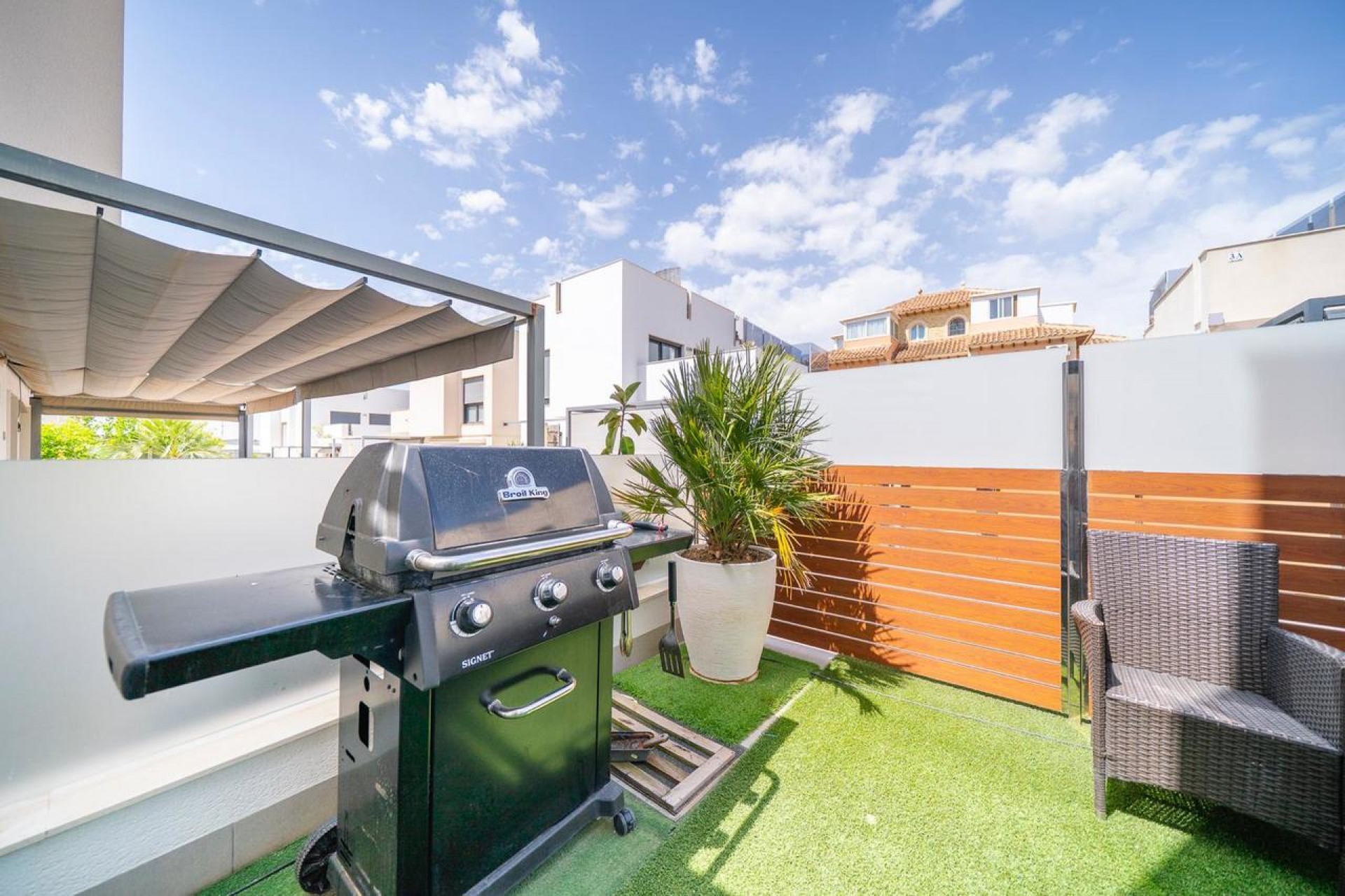Återförsäljning - Villa -
Torrevieja - Costa Blanca