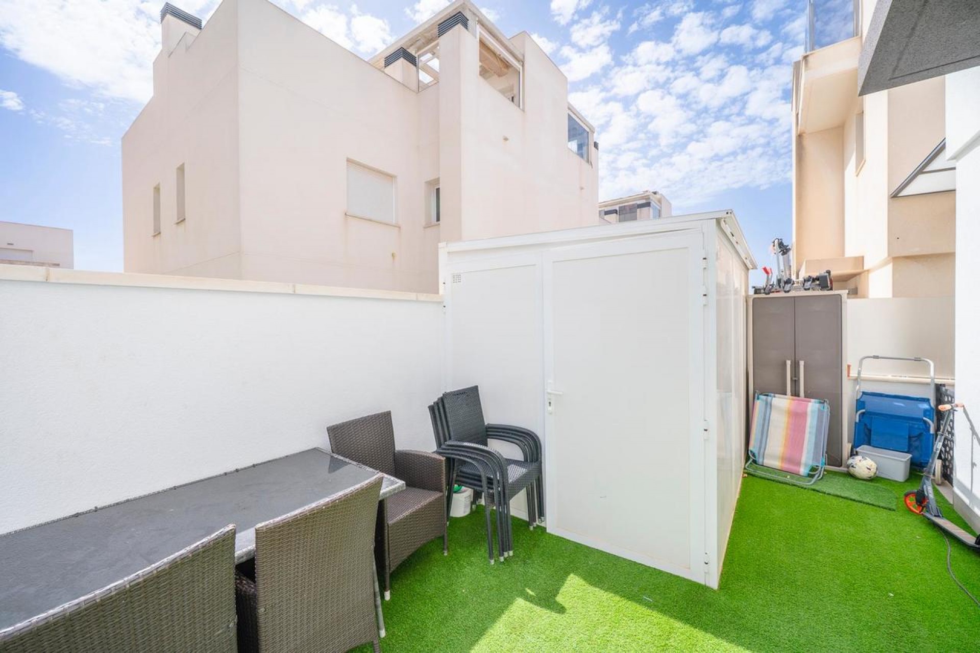 Återförsäljning - Villa -
Torrevieja - Costa Blanca