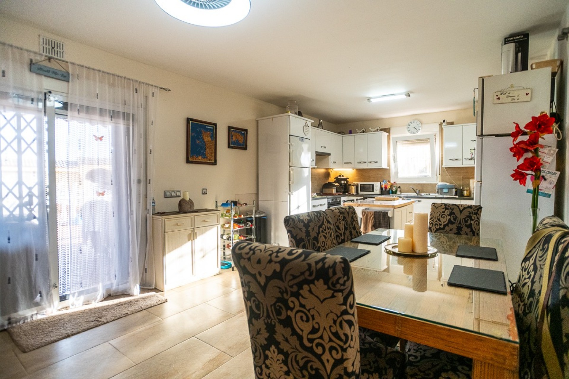 Återförsäljning - Villa -
Torrevieja - Costa Blanca