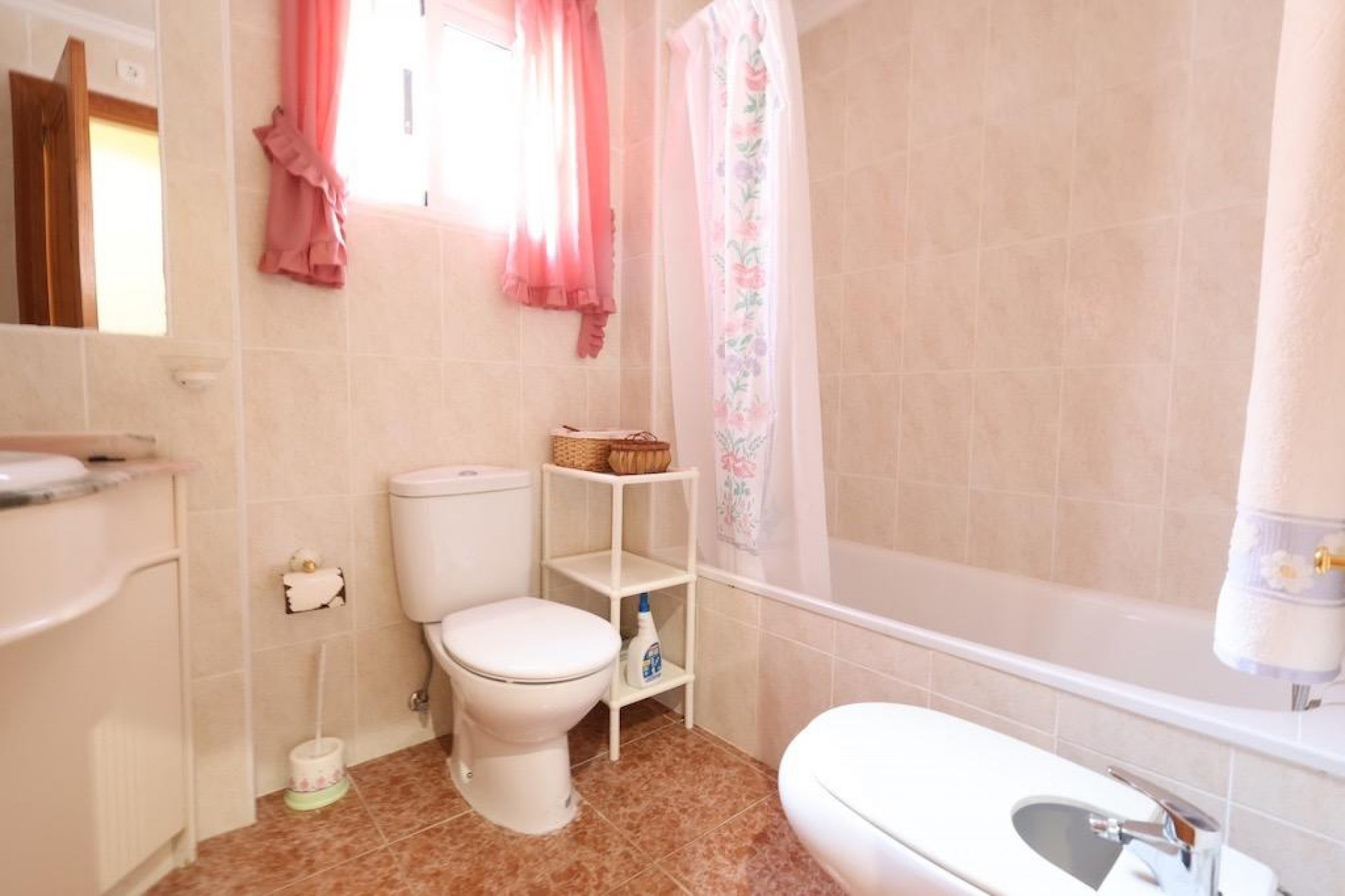 Återförsäljning - Villa -
Torrevieja - Costa Blanca