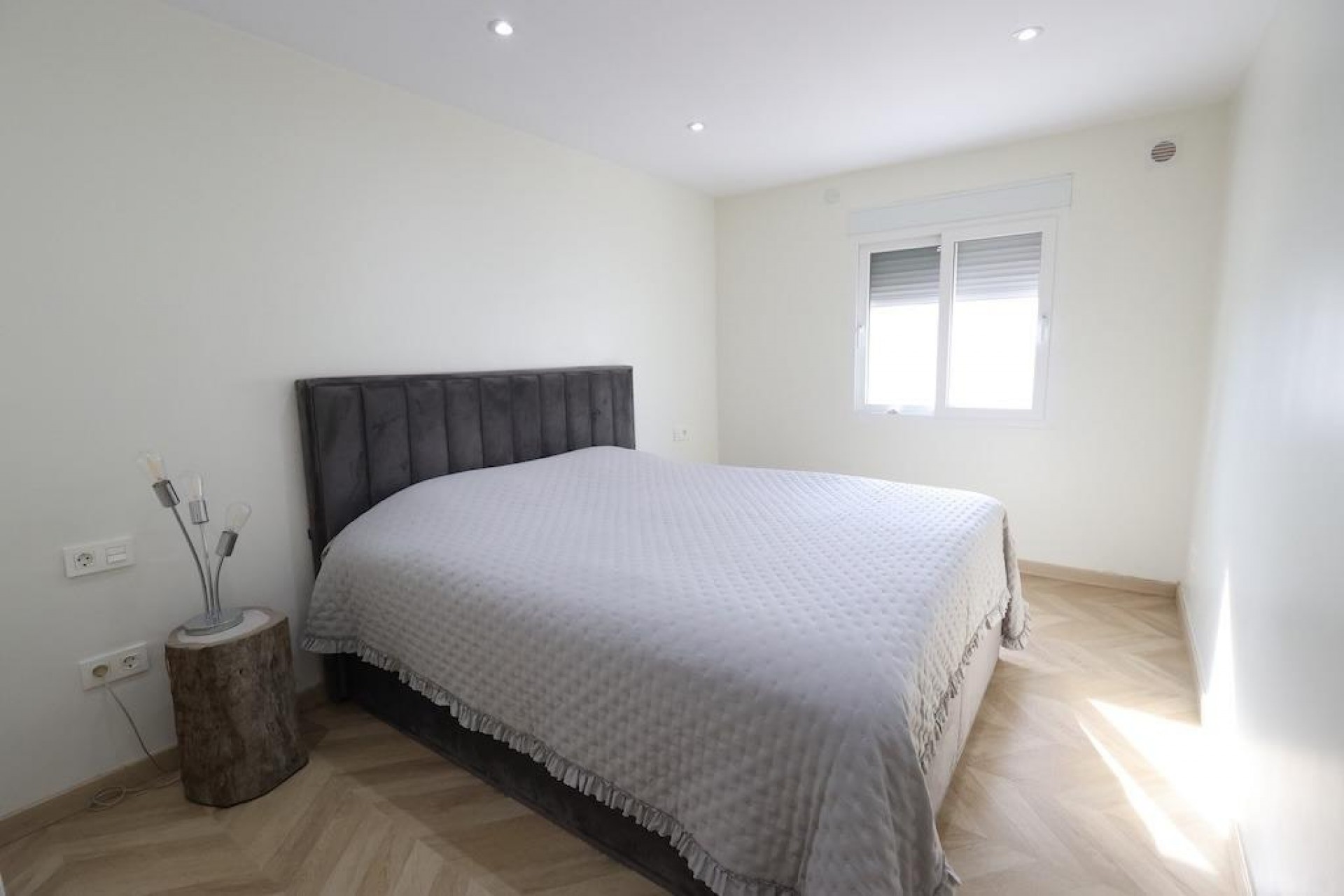 Återförsäljning - Villa -
Torrevieja - Costa Blanca