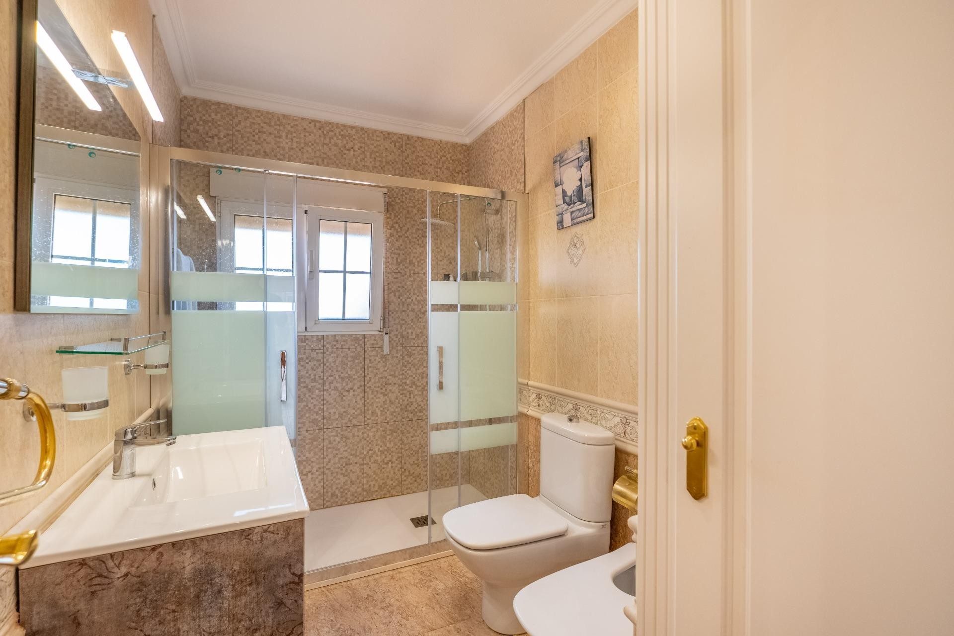 Återförsäljning - Villa -
Torrevieja - El Chaparral