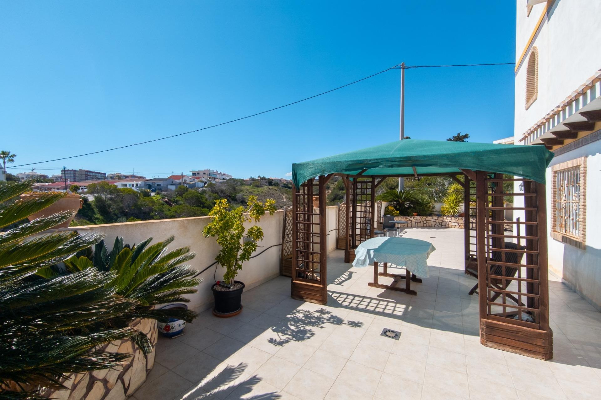 Återförsäljning - Villa -
Torrevieja - La Mata