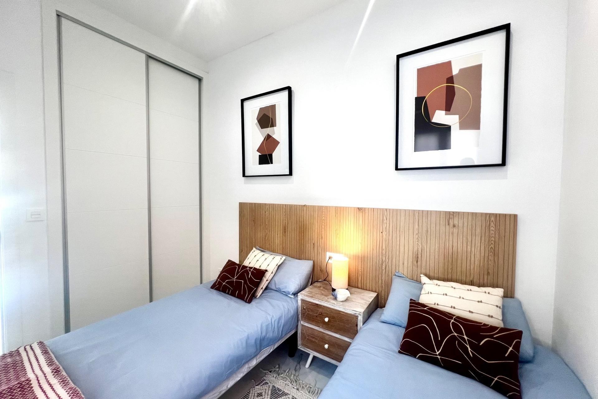 Återförsäljning - Villa -
Torrevieja - La Siesta - El Salado - Torreta