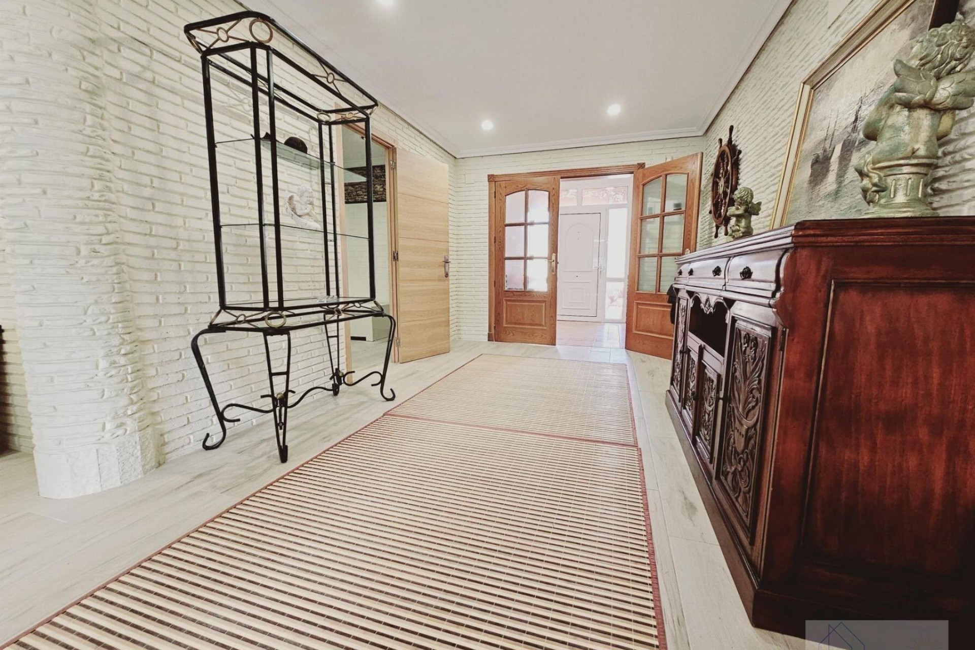 Återförsäljning - Villa -
Torrevieja - La Siesta - El Salado - Torreta