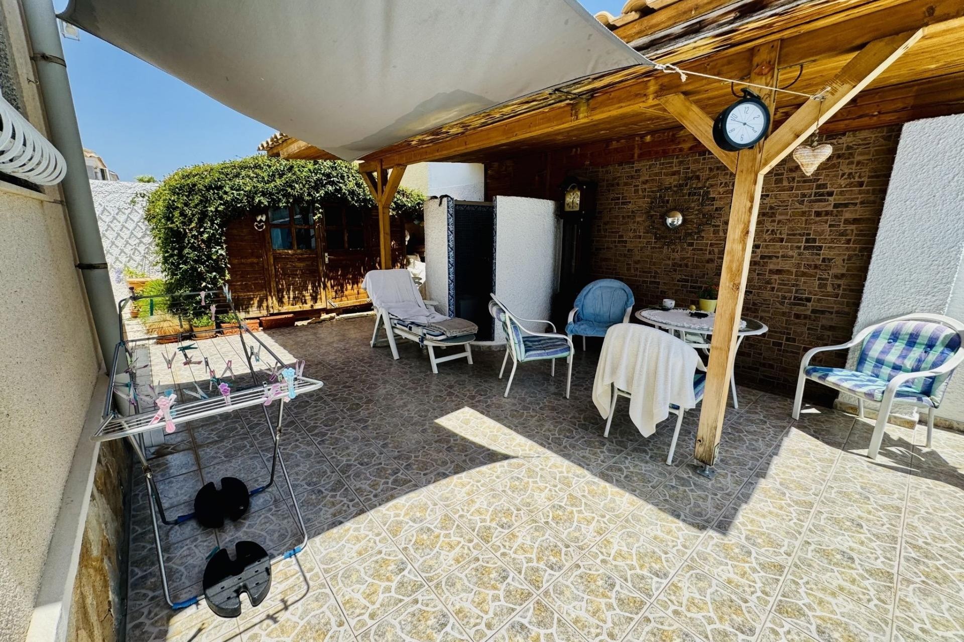 Återförsäljning - Villa -
Torrevieja - La Siesta - El Salado - Torreta