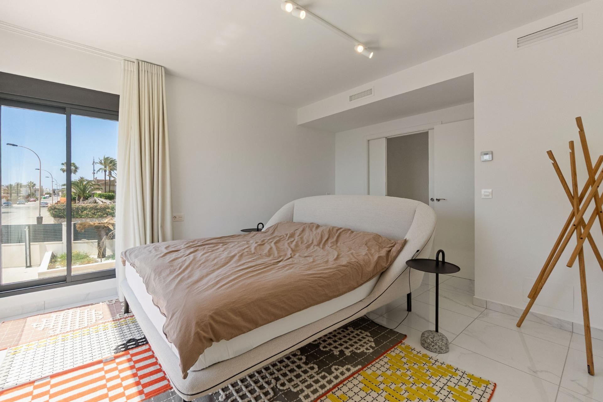 Återförsäljning - Villa -
Torrevieja - La Veleta