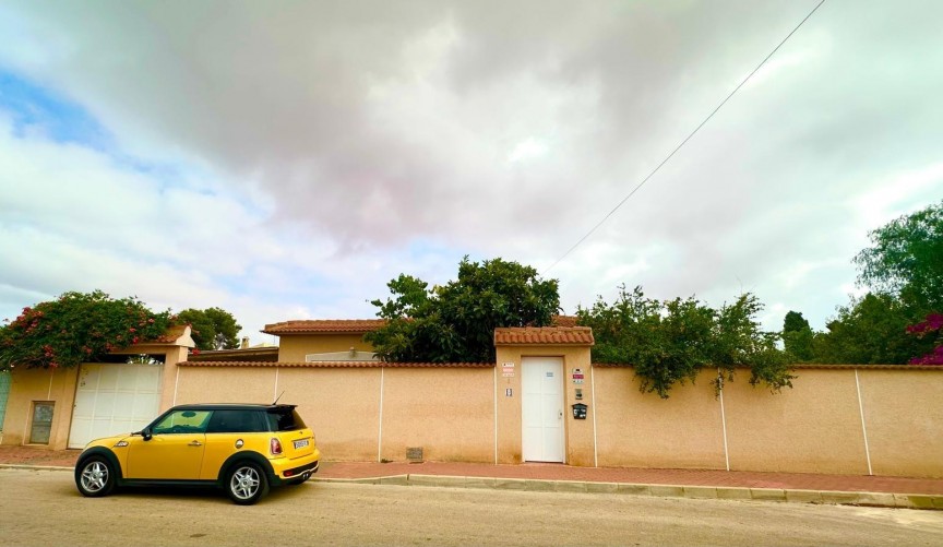 Återförsäljning - Villa -
Torrevieja - Los Balcones - Los Altos del Edén