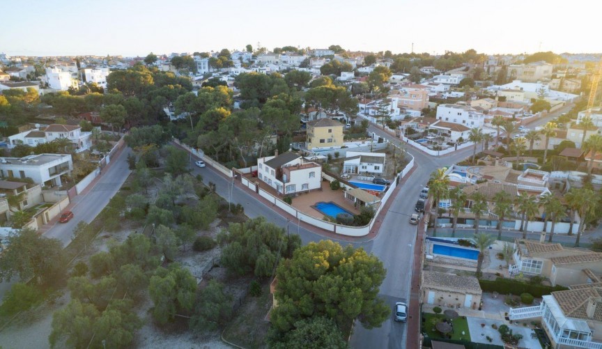 Återförsäljning - Villa -
Torrevieja - Los Balcones - Los Altos del Edén