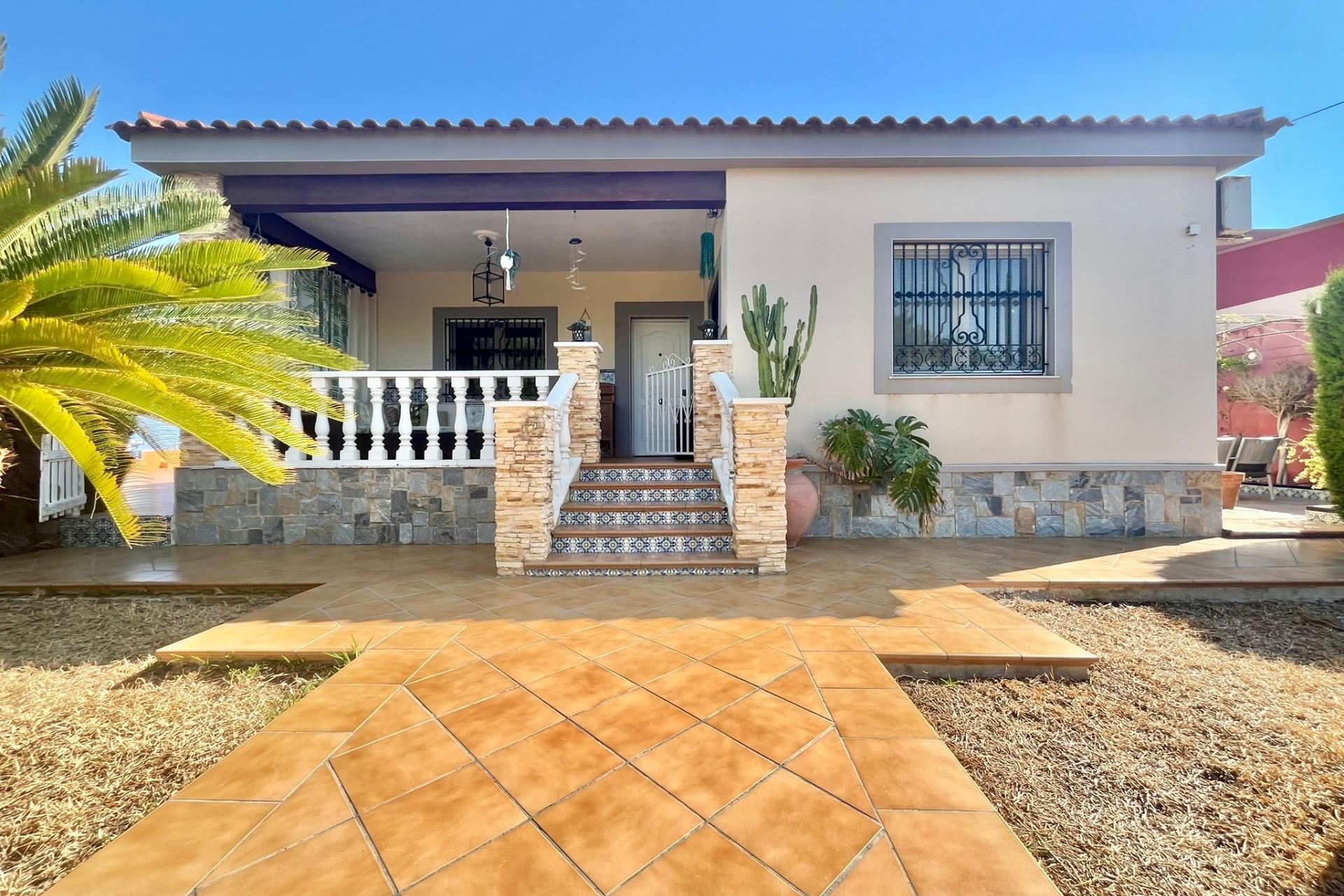 Återförsäljning - Villa -
Torrevieja - Los Balcones - Los Altos del Edén
