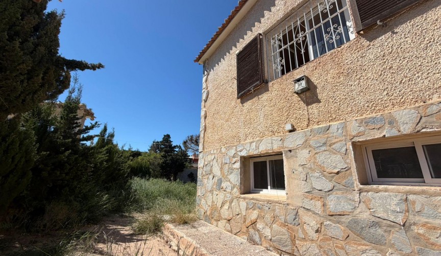Återförsäljning - Villa -
Torrevieja - Los Balcones - Los Altos del Edén