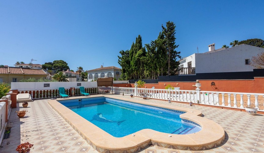 Återförsäljning - Villa -
Torrevieja - Los Balcones - Los Altos del Edén