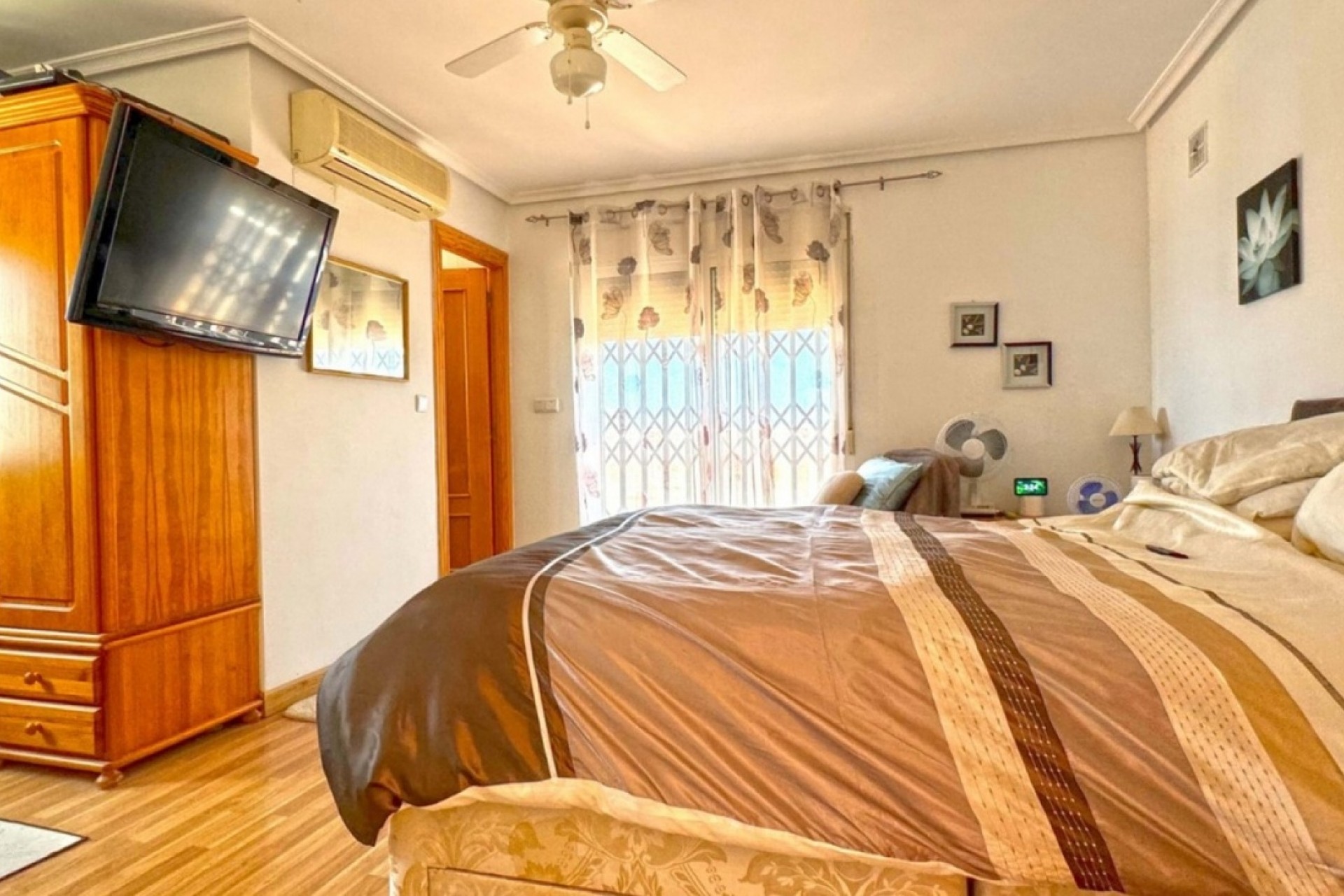 Återförsäljning - Villa -
Torrevieja - Los Balcones