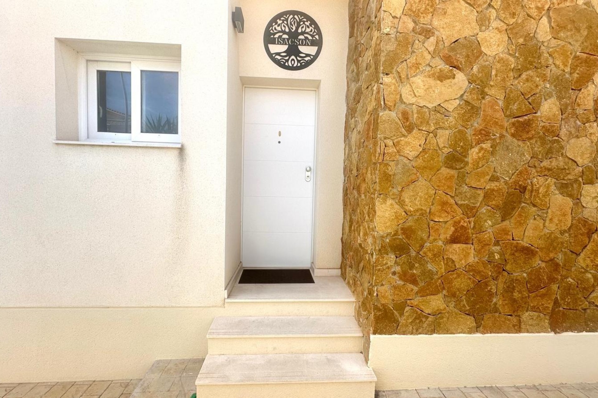 Återförsäljning - Villa -
Torrevieja - Miramar - Torre Del Moro