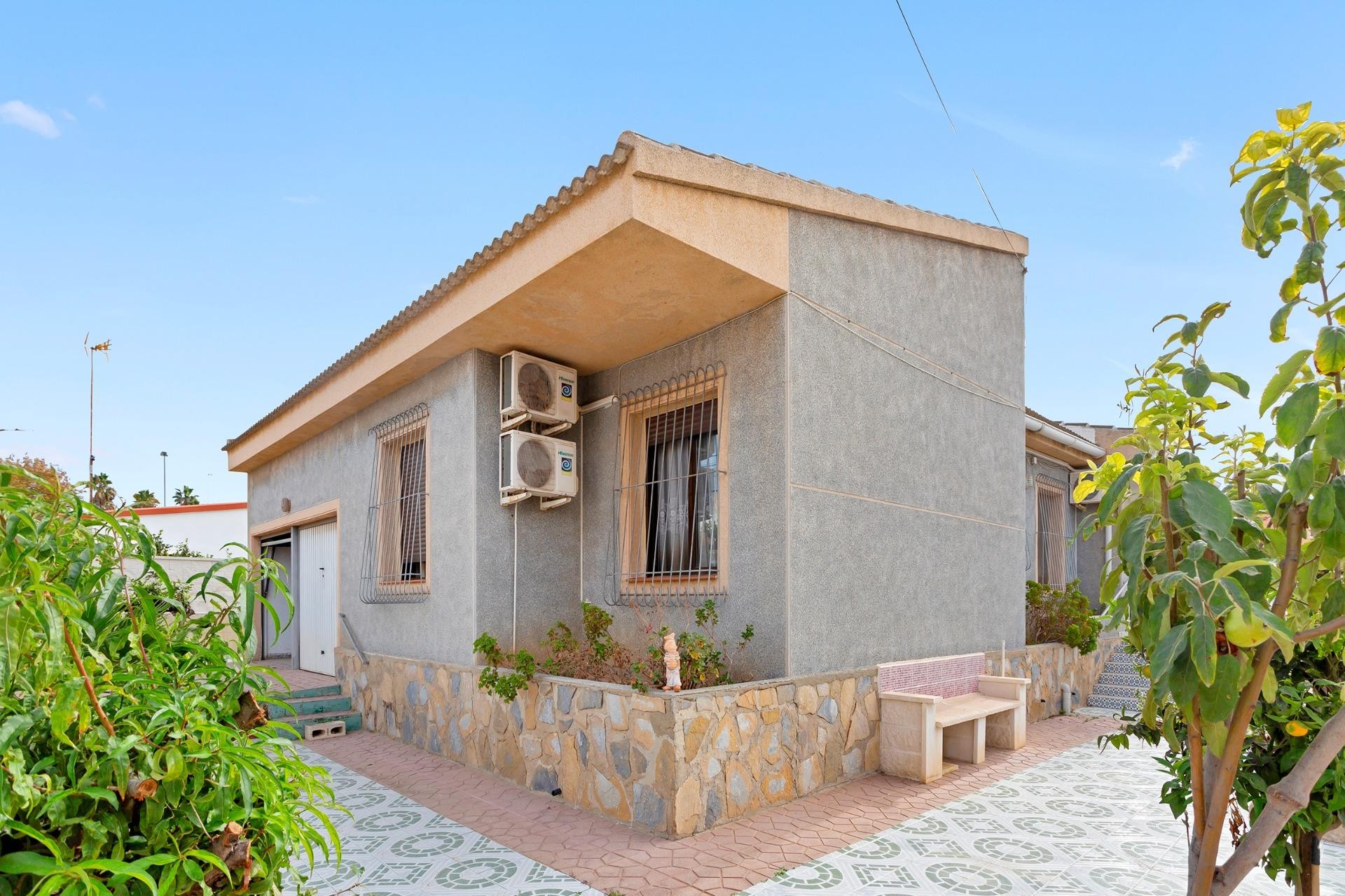 Återförsäljning - Villa -
Torrevieja - Nueva Torrevieja