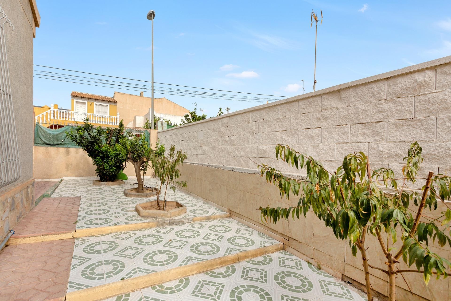 Återförsäljning - Villa -
Torrevieja - Nueva Torrevieja