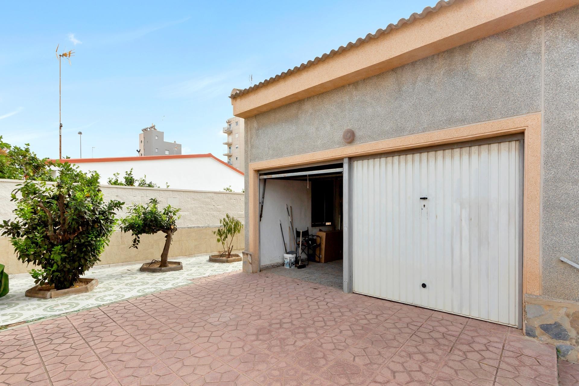 Återförsäljning - Villa -
Torrevieja - Nueva Torrevieja