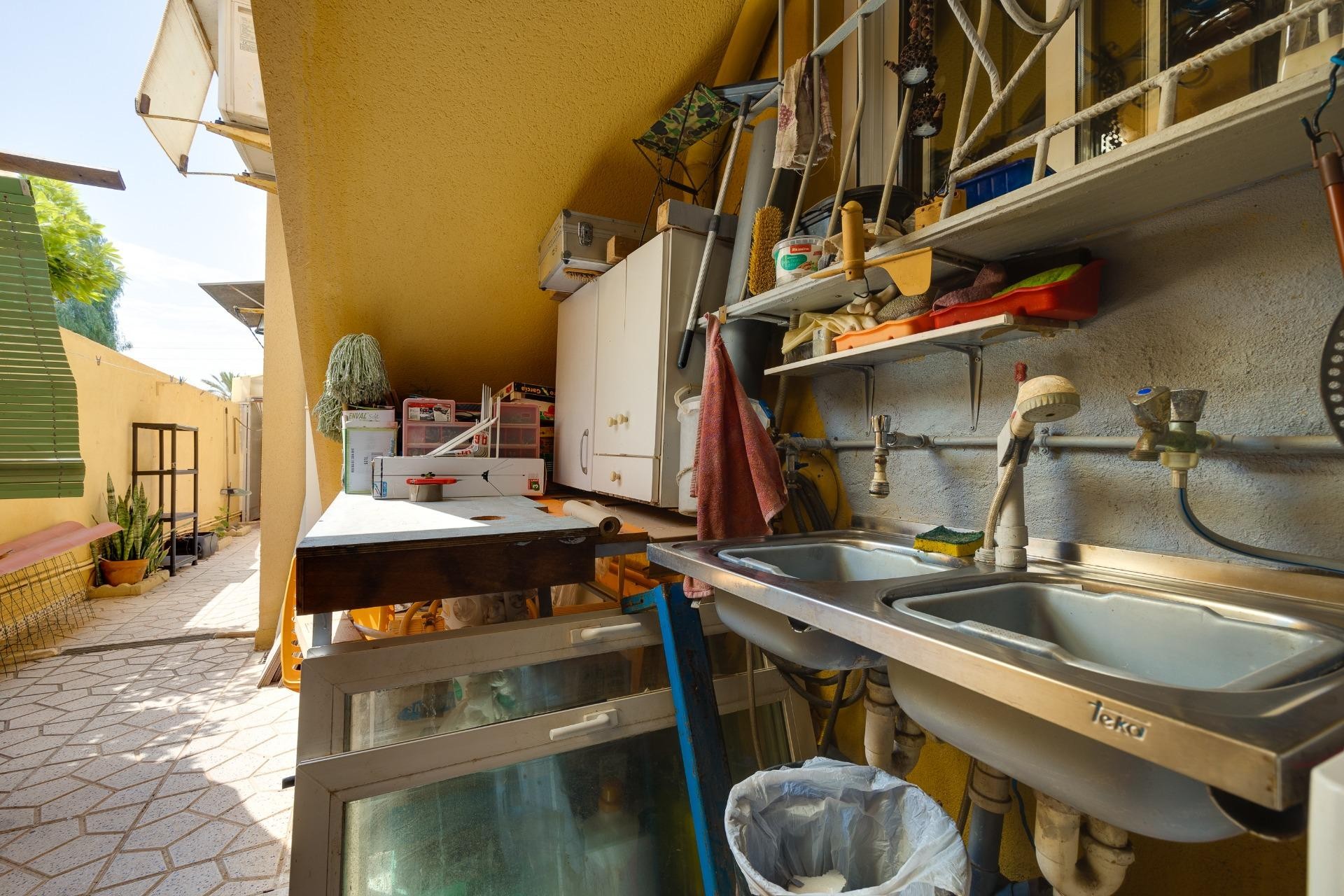 Återförsäljning - Villa -
Torrevieja - Playa de los Locos