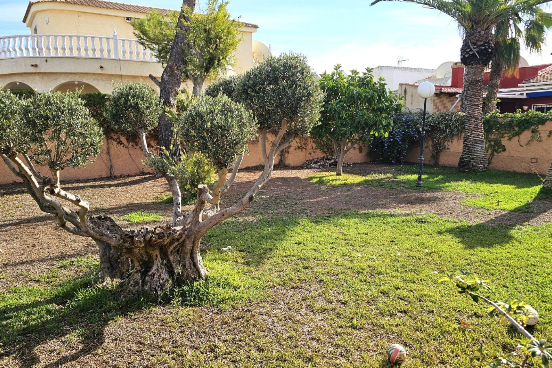 Återförsäljning - Villa -
Torrevieja - San Luis