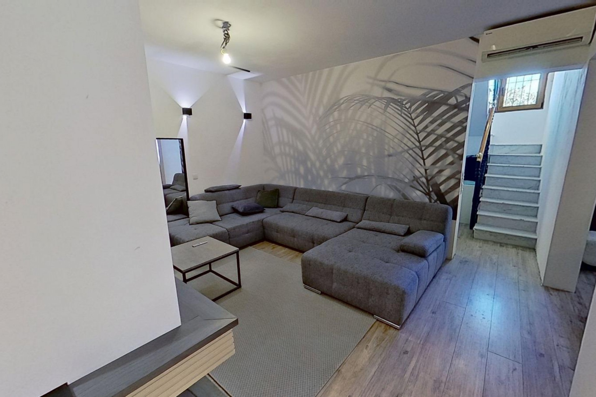 Återförsäljning - Villa -
Torrevieja - San Luis