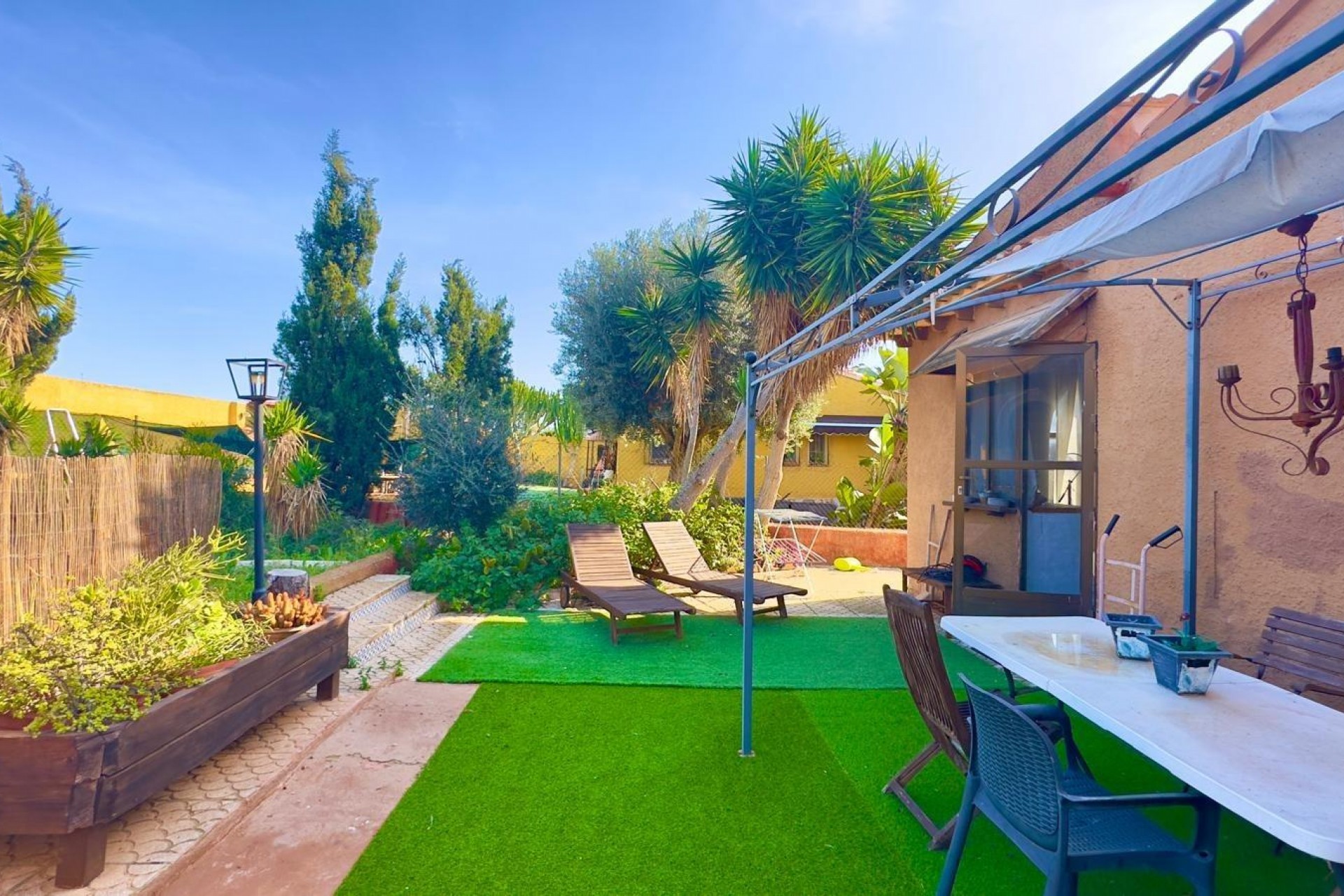 Återförsäljning - Villa -
Torrevieja - Torreblanca