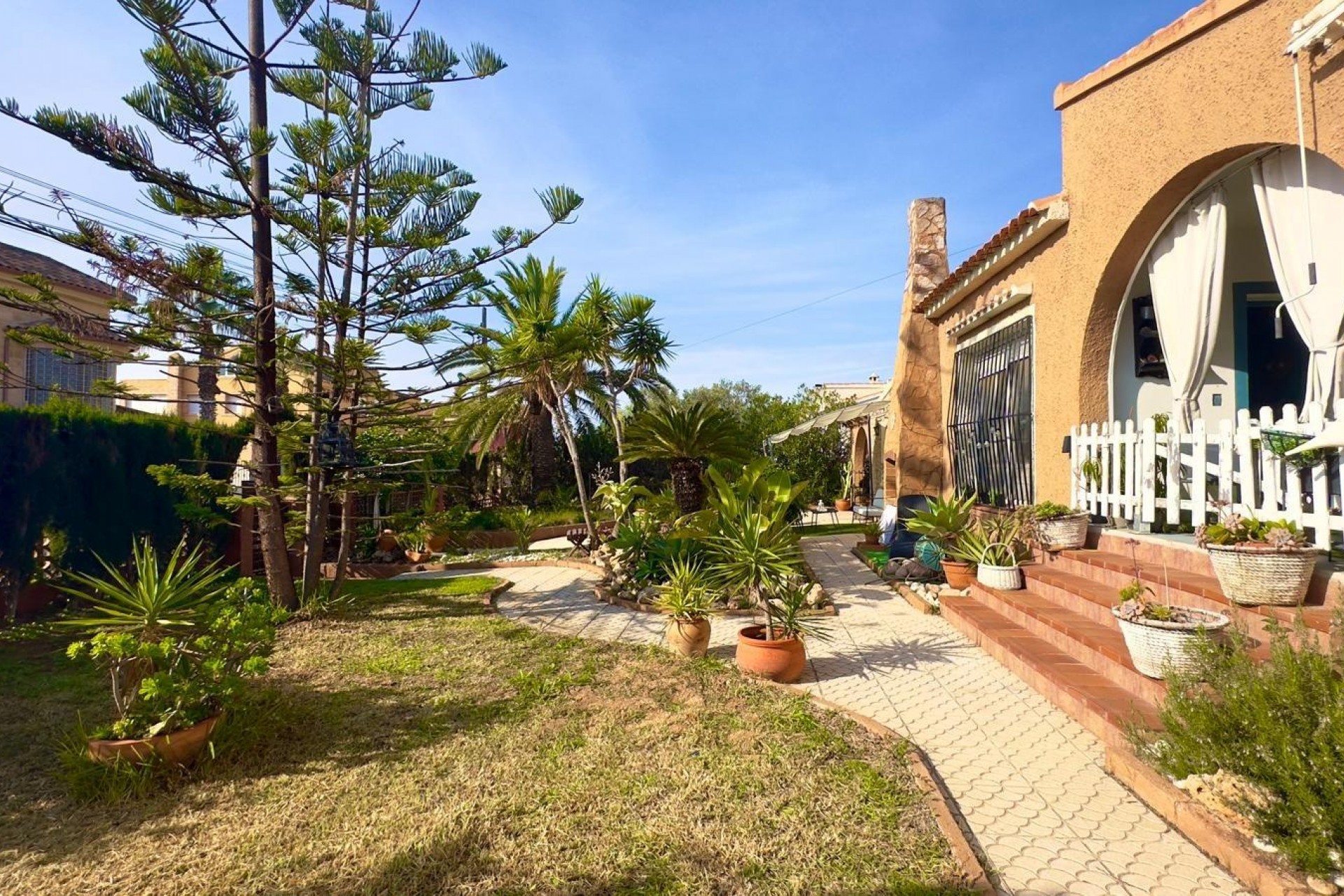 Återförsäljning - Villa -
Torrevieja - Torreblanca