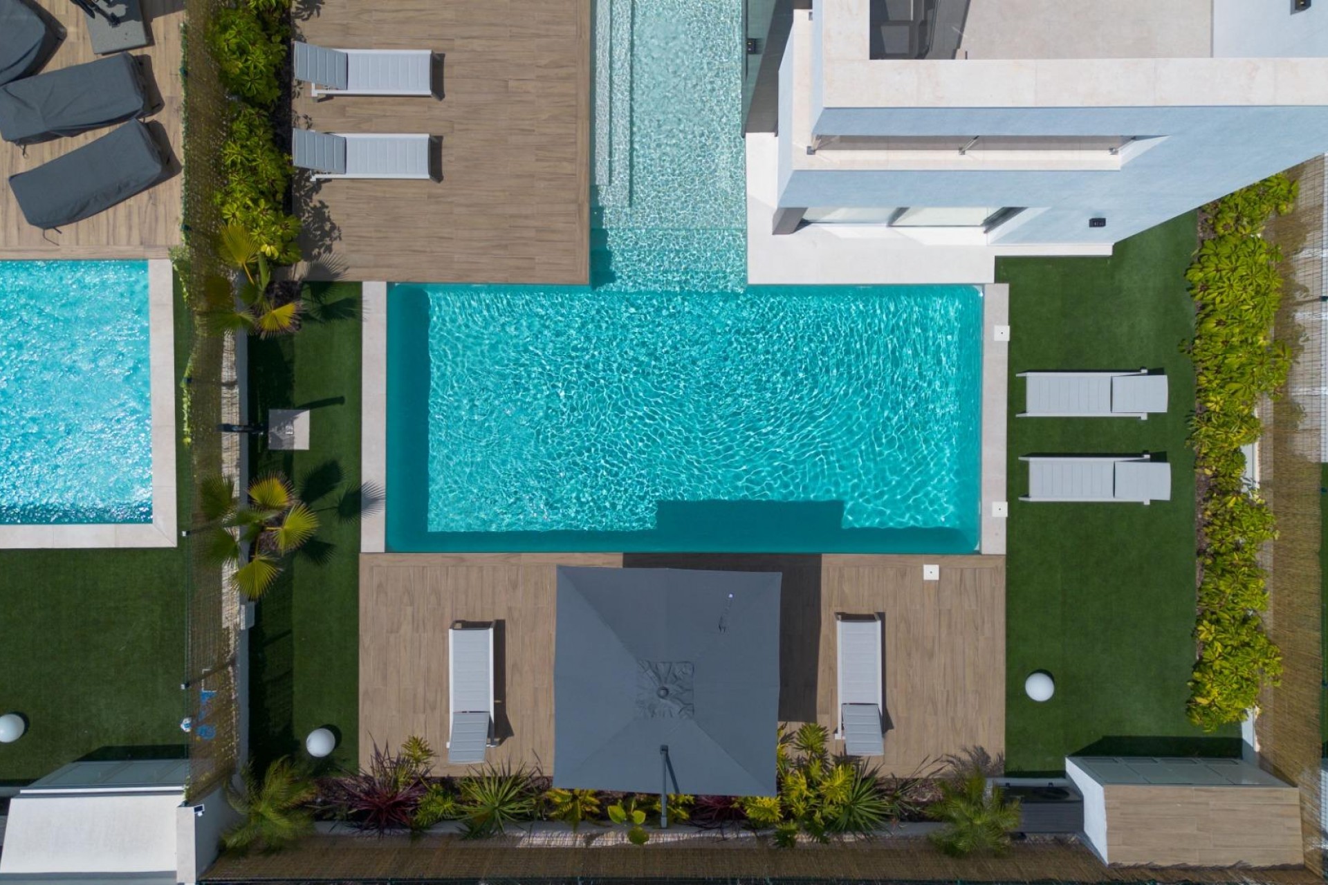 Återförsäljning - Villa -
Torrevieja - Torreta Florida