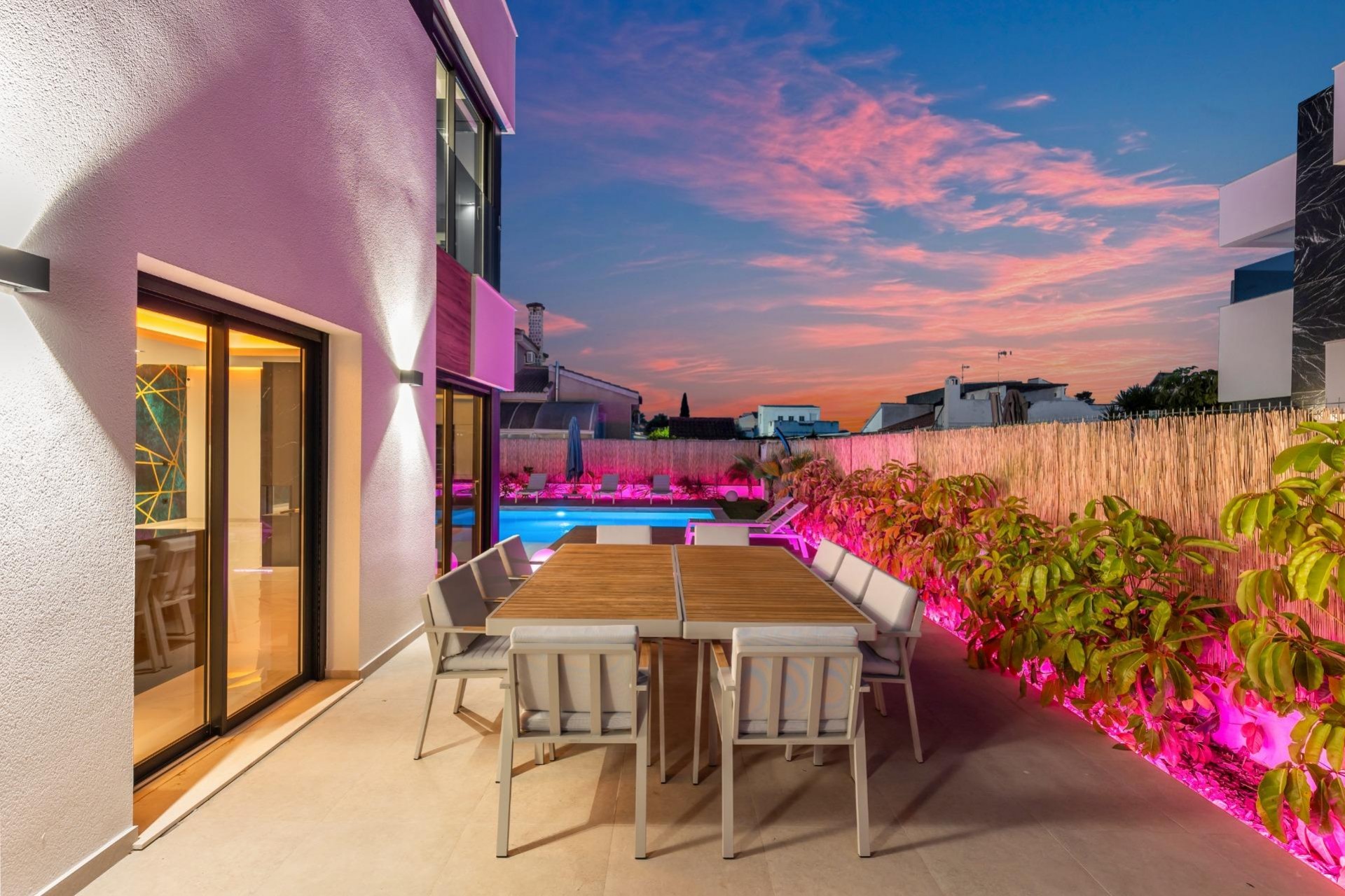 Återförsäljning - Villa -
Torrevieja - Torreta Florida