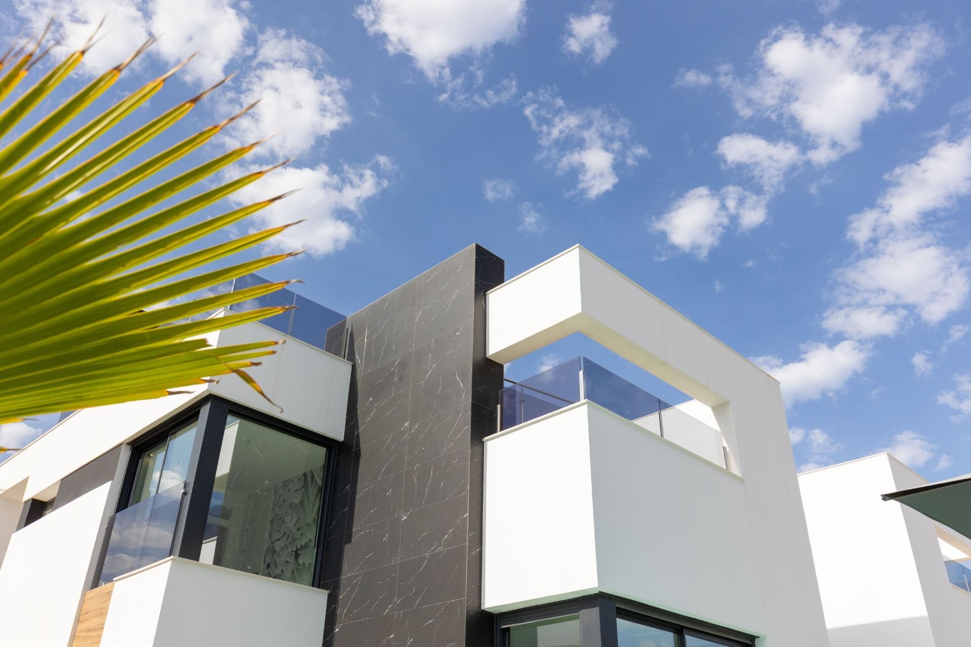 Återförsäljning - Villa -
Torrevieja - Torreta Florida