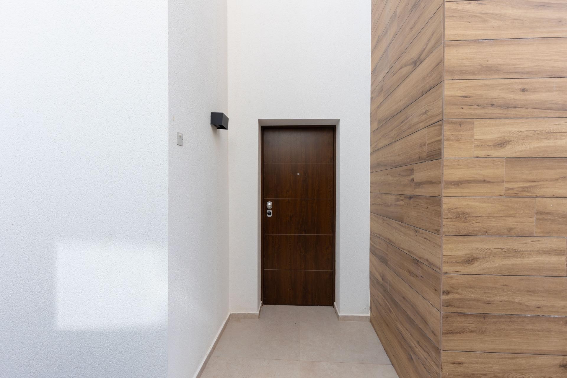 Återförsäljning - Villa -
Torrevieja - Torreta Florida