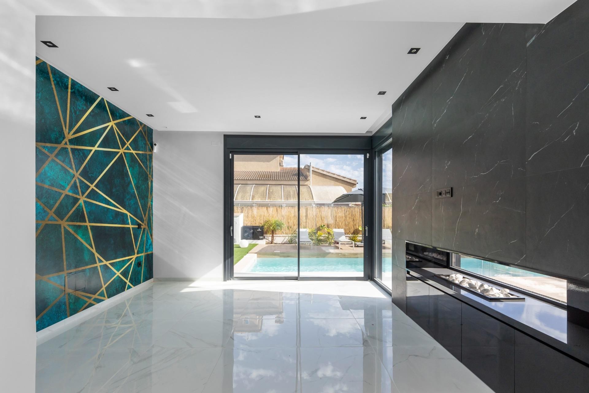 Återförsäljning - Villa -
Torrevieja - Torreta Florida