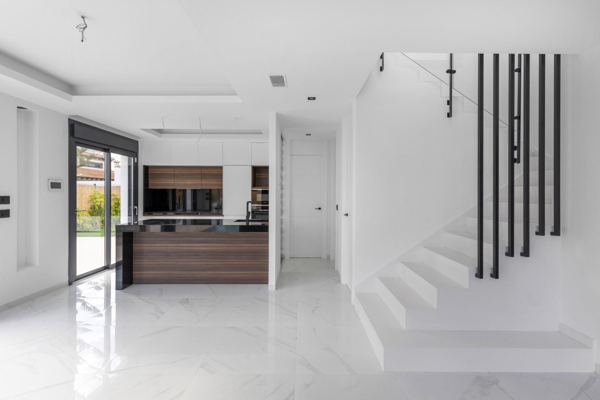 Återförsäljning - Villa -
Torrevieja - Torreta Florida