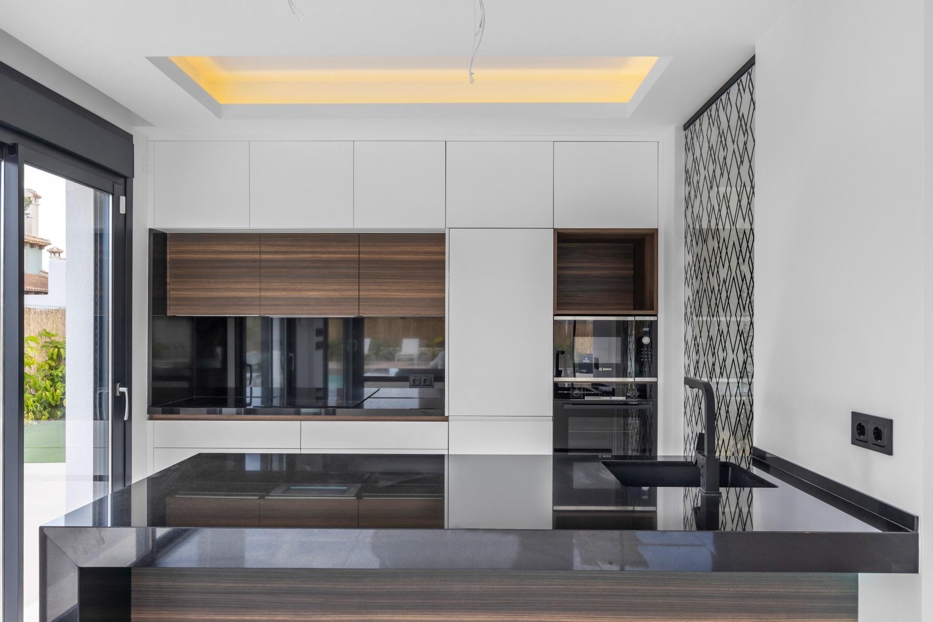 Återförsäljning - Villa -
Torrevieja - Torreta Florida