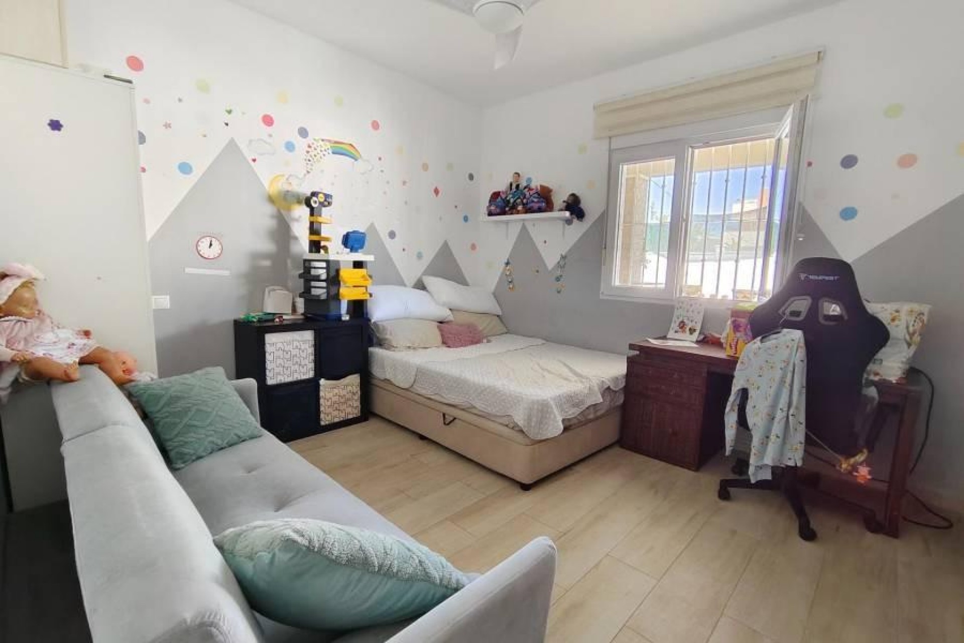 Återförsäljning - Villa -
Torrevieja - Torreta Florida