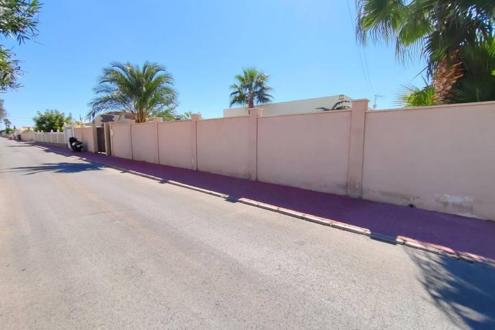 Återförsäljning - Villa -
Torrevieja - Torreta Florida