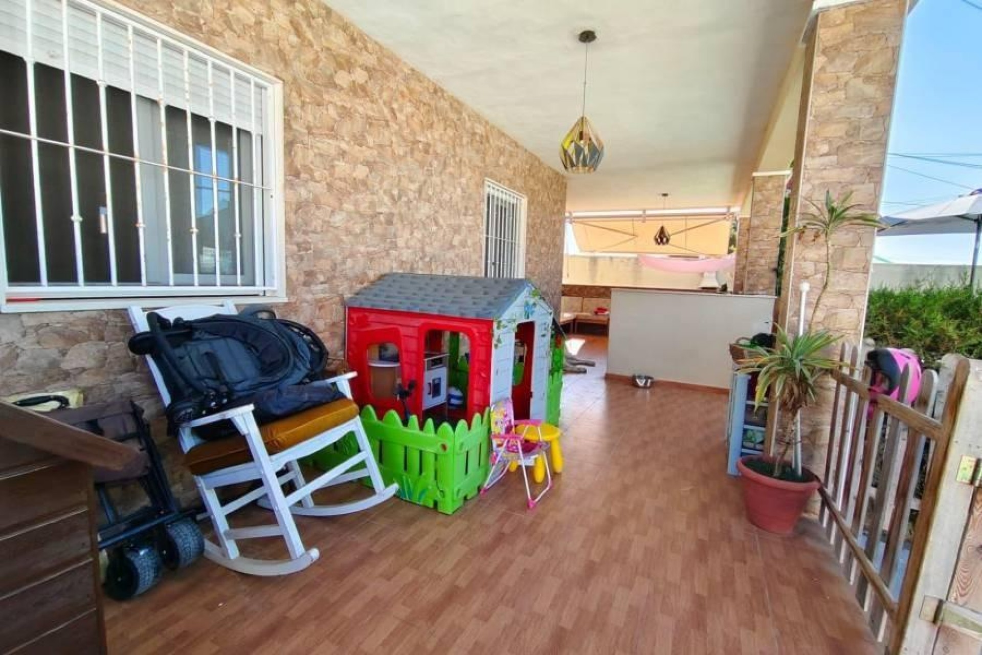 Återförsäljning - Villa -
Torrevieja - Torreta Florida